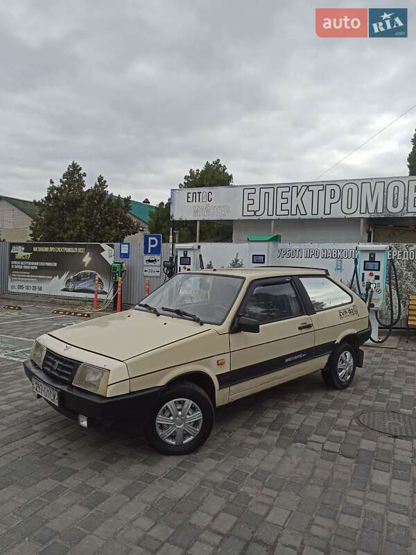 Хетчбек ВАЗ / Lada 2108 1987 в Горішніх Плавнях фото Хетчбек ВАЗ / Lada 2108 1987 в Горішніх Плавнях