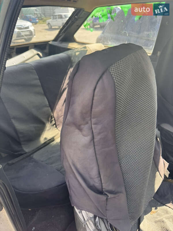 Хетчбек ВАЗ / Lada 2108 1992 в Харкові фото 6 Хетчбек ВАЗ / Lada 2108 1992 в Харкові