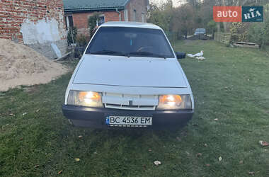 Хэтчбек ВАЗ 2108 1988 в Радехове