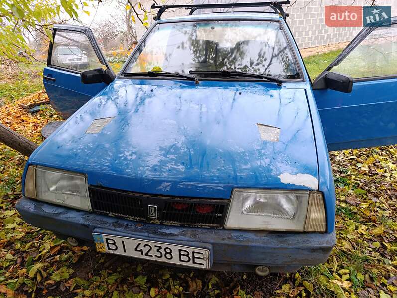 Хэтчбек ВАЗ / Lada 2108 1985 в Полтаве фото 2 Хэтчбек ВАЗ / Lada 2108 1985 в Полтаве