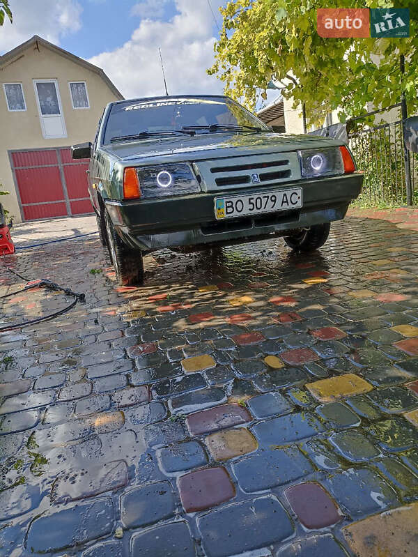 Хетчбек ВАЗ / Lada 2108 1991 в Тернополі фото Хетчбек ВАЗ / Lada 2108 1991 в Тернополі