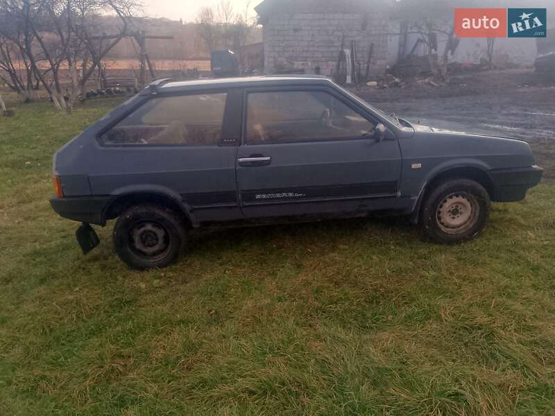 Хэтчбек ВАЗ / Lada 2108 1992 в Чемеровцах фото 4 Хэтчбек ВАЗ / Lada 2108 1992 в Чемеровцах