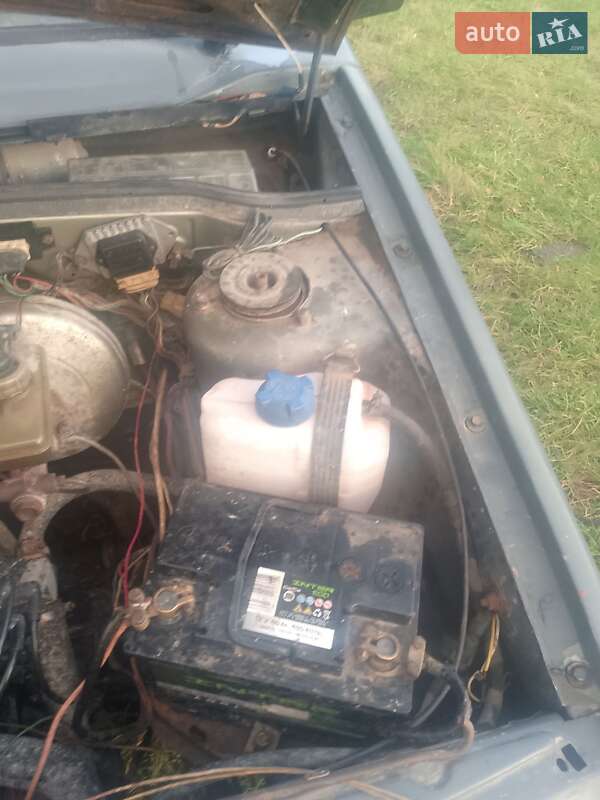 Хэтчбек ВАЗ / Lada 2108 1992 в Чемеровцах фото 8 Хэтчбек ВАЗ / Lada 2108 1992 в Чемеровцах