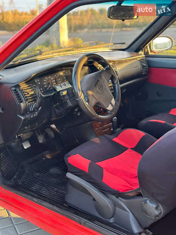 Хетчбек ВАЗ / Lada 2108 1992 в Черкасах фото 3 Хетчбек ВАЗ / Lada 2108 1992 в Черкасах