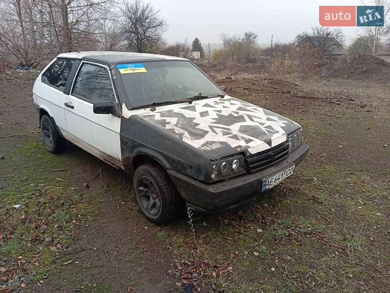 Хетчбек ВАЗ / Lada 2108 1986 в Дніпрі фото 2 Хетчбек ВАЗ / Lada 2108 1986 в Дніпрі