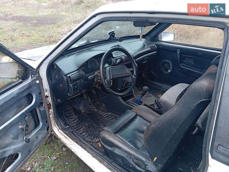 Хетчбек ВАЗ / Lada 2108 1986 в Дніпрі фото 7 Хетчбек ВАЗ / Lada 2108 1986 в Дніпрі