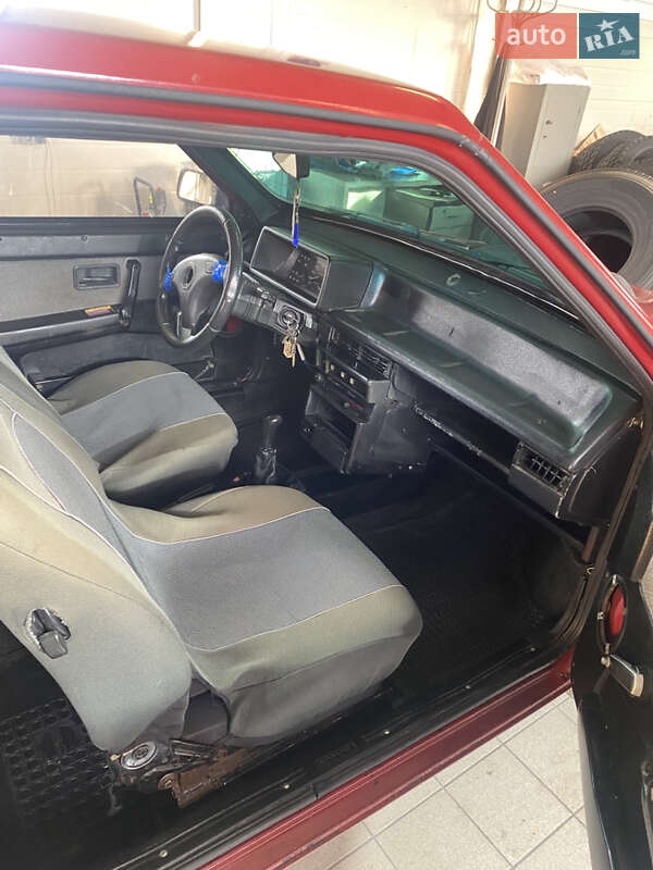 Хетчбек ВАЗ / Lada 2108 1993 в Львові