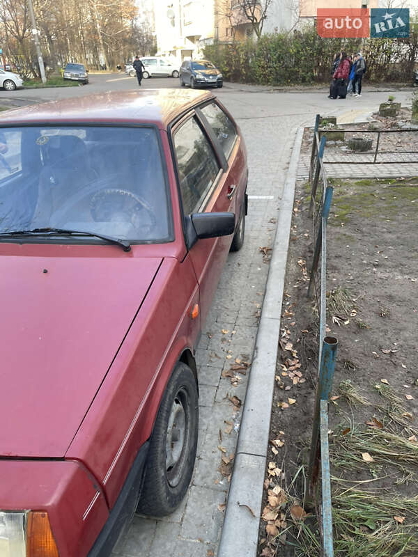 Хэтчбек ВАЗ / Lada 2108 1991 в Львове