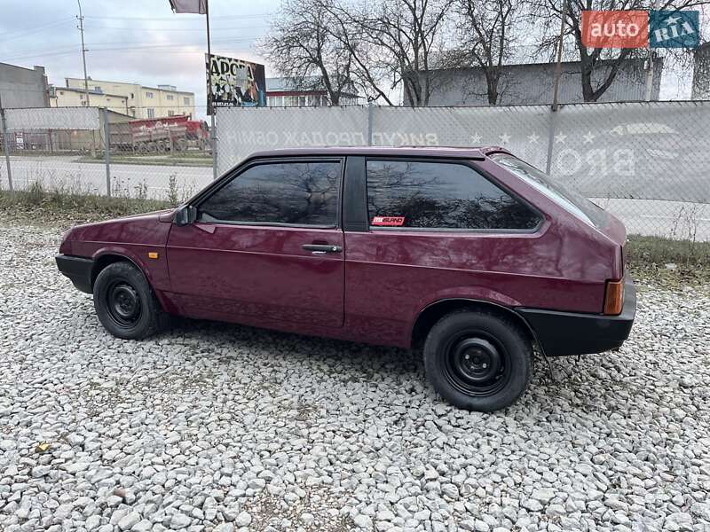 Хэтчбек ВАЗ / Lada 2108 1990 в Каменец-Подольском