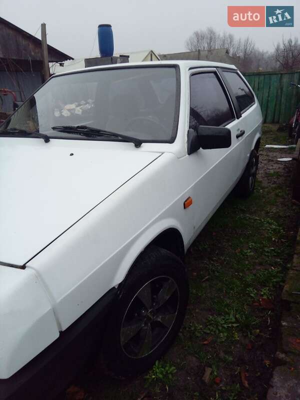 Хетчбек ВАЗ / Lada 2108 1990 в Чернігові