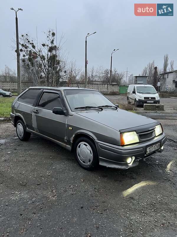 Хэтчбек ВАЗ / Lada 2108 1995 в Киеве фото 4 Хэтчбек ВАЗ / Lada 2108 1995 в Киеве