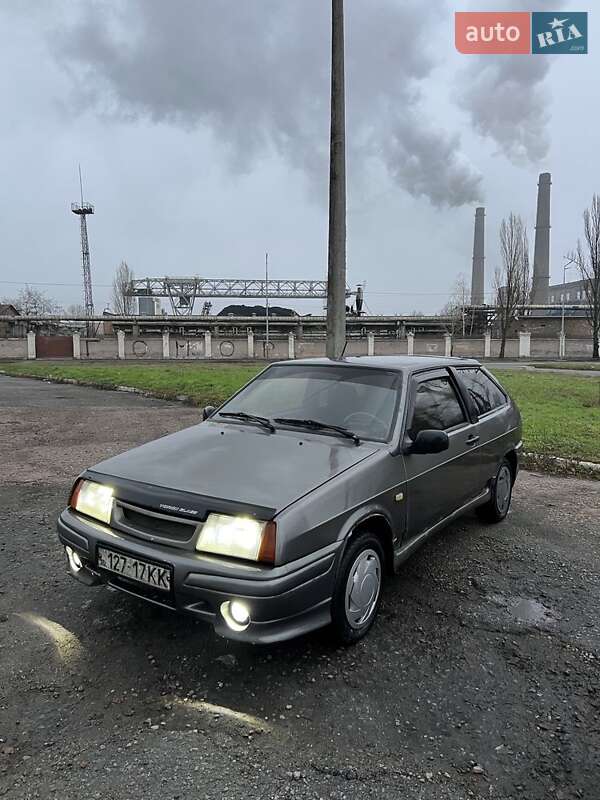 Хэтчбек ВАЗ / Lada 2108 1995 в Киеве фото 8 Хэтчбек ВАЗ / Lada 2108 1995 в Киеве