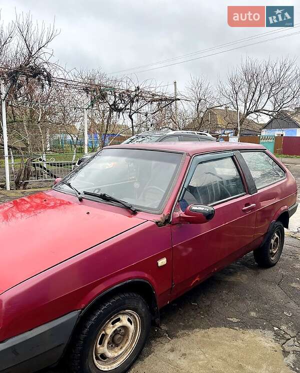 Хетчбек ВАЗ / Lada 2108 1987 в Миколаєві фото Хетчбек ВАЗ / Lada 2108 1987 в Миколаєві