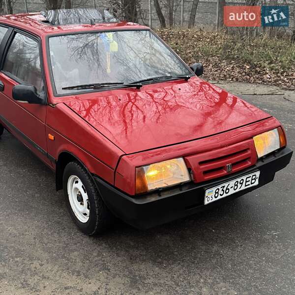 Хэтчбек ВАЗ / Lada 2108 1992 в Днепре