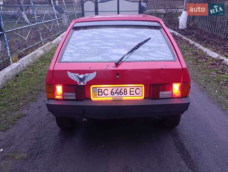Хэтчбек ВАЗ / Lada 2108 1993 в Каменке-Бугской