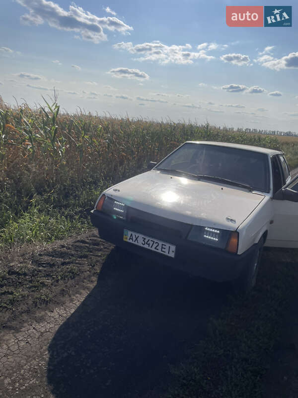 ВАЗ / Lada 2108 1987 ВАЗ / Lada 2108 1987