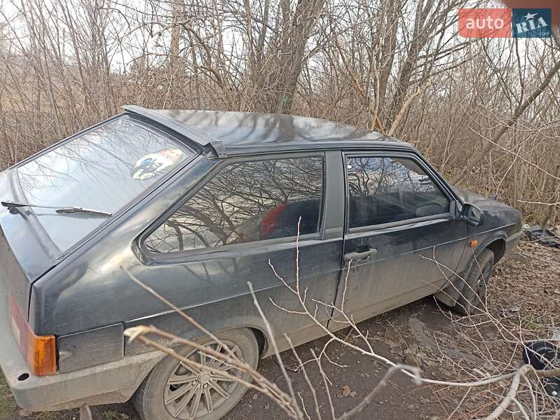 Хэтчбек ВАЗ / Lada 2108 1989 в Мерефа фото 6 Хэтчбек ВАЗ / Lada 2108 1989 в Мерефа