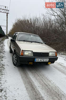 Хэтчбек ВАЗ 2108 1987 в Валках