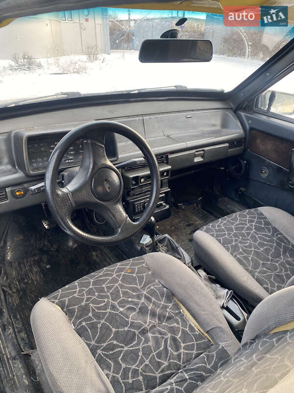 Хетчбек ВАЗ / Lada 2108 1987 в Запоріжжі фото 6 Хетчбек ВАЗ / Lada 2108 1987 в Запоріжжі