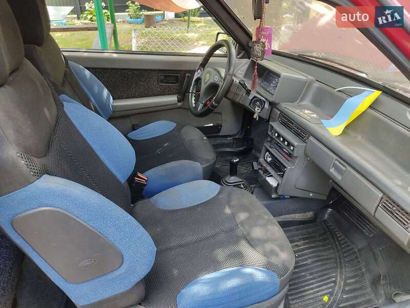 Хэтчбек ВАЗ / Lada 2108 1991 в Буче