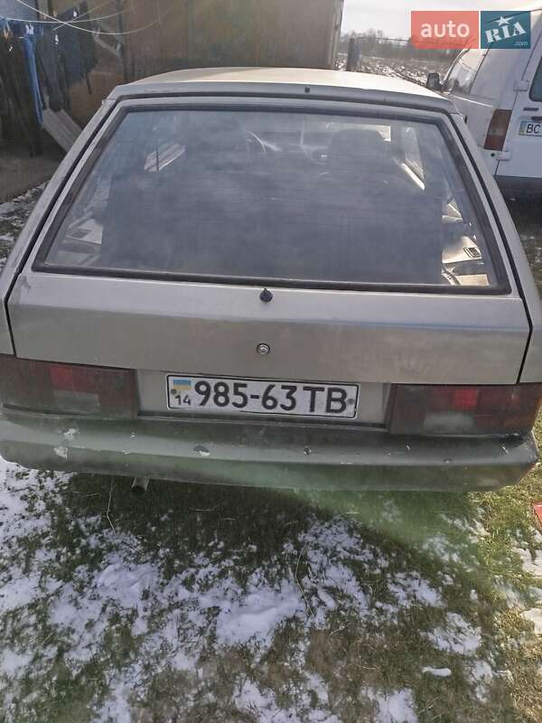 Хэтчбек ВАЗ / Lada 2108 1986 в Меденичах