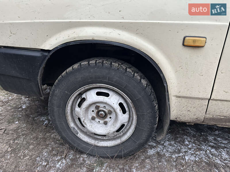 Хэтчбек ВАЗ / Lada 2108 1988 в Онуфриевке фото 5 Хэтчбек ВАЗ / Lada 2108 1988 в Онуфриевке