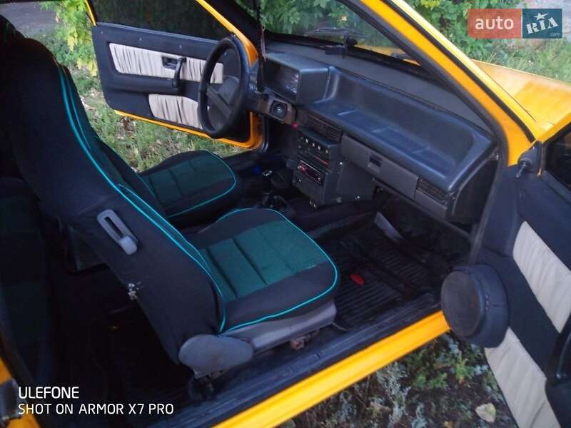 Хэтчбек ВАЗ / Lada 2108 1986 в Ладыжине фото 3 Хэтчбек ВАЗ / Lada 2108 1986 в Ладыжине