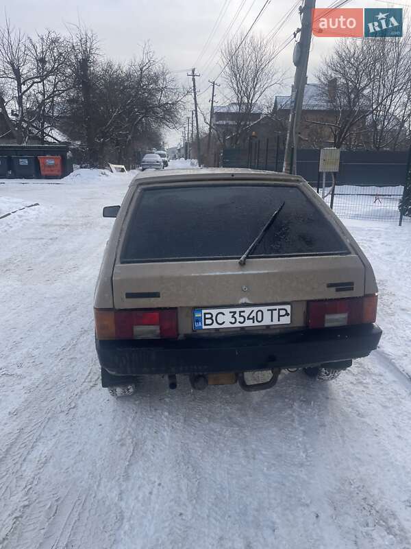 Хэтчбек ВАЗ / Lada 2108 1988 в Львове фото 5 Хэтчбек ВАЗ / Lada 2108 1988 в Львове