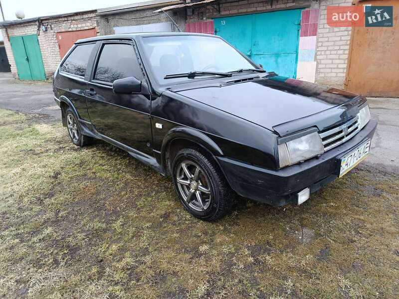 Хэтчбек ВАЗ / Lada 2108 1992 в Кривом Роге фото Хэтчбек ВАЗ / Lada 2108 1992 в Кривом Роге