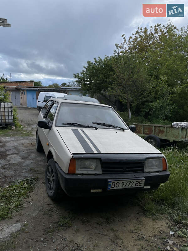 Хэтчбек ВАЗ / Lada 2108 1988 в Чорткове фото 19 Хэтчбек ВАЗ / Lada 2108 1988 в Чорткове