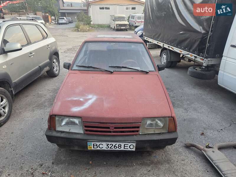 Хэтчбек ВАЗ / Lada 2108 1992 в Львове фото 2 Хэтчбек ВАЗ / Lada 2108 1992 в Львове