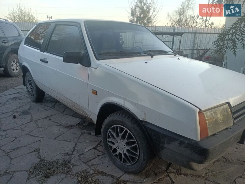 Хэтчбек ВАЗ / Lada 2108 1994 в Чугуеве