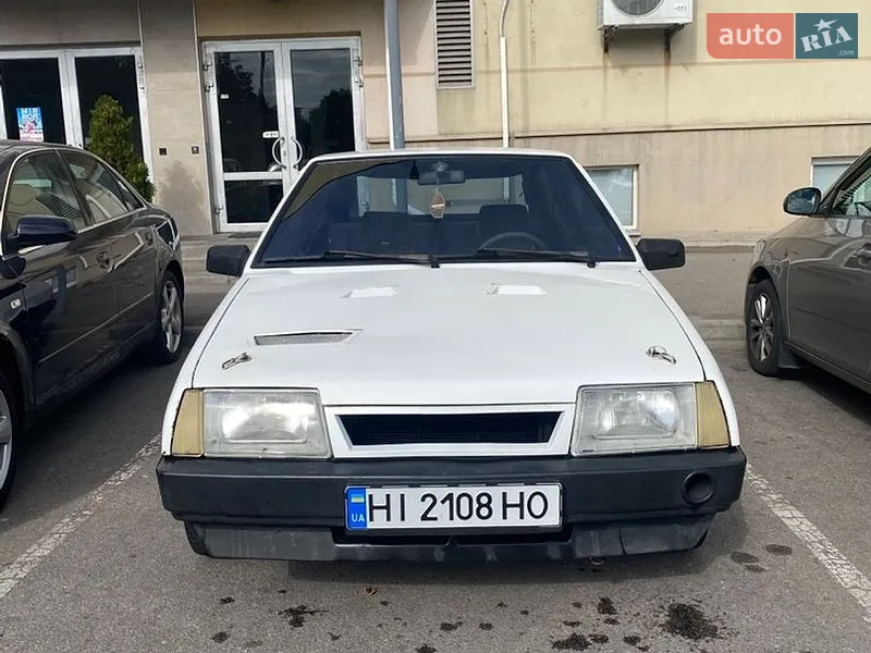 ВАЗ / Lada 2108