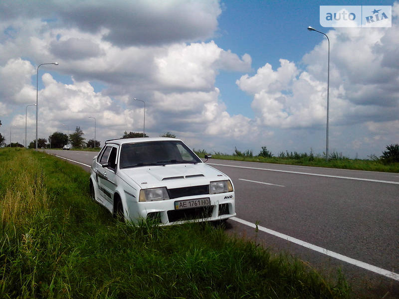 Седан ВАЗ / Lada 21099 1995 в Днепре