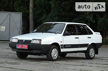 Седан ВАЗ / Lada 21099 2001 в Одессе