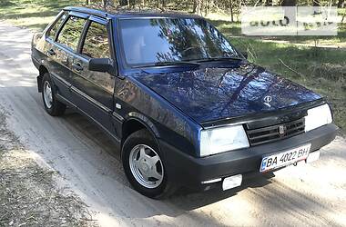 Седан ВАЗ 21099 2004 в 