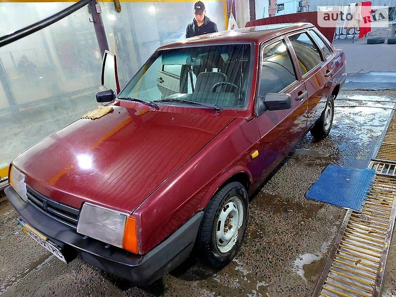 Седан ВАЗ / Lada 21099 2005 в Киеве