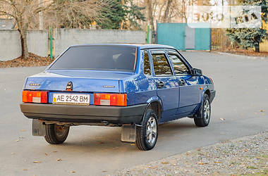Седан ВАЗ / Lada 21099 2007 в Днепре