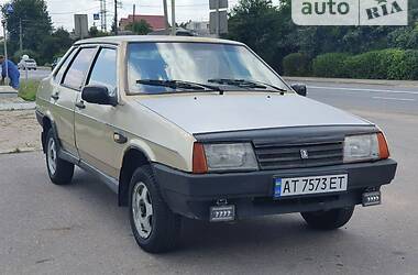 Седан ВАЗ / Lada 21099 1998 в Ивано-Франковске