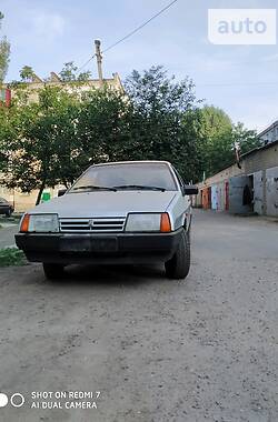 Седан ВАЗ / Lada 21099 1998 в Николаеве