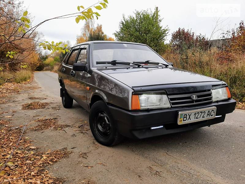 Седан ВАЗ / Lada 21099 1994 в Хмельницком