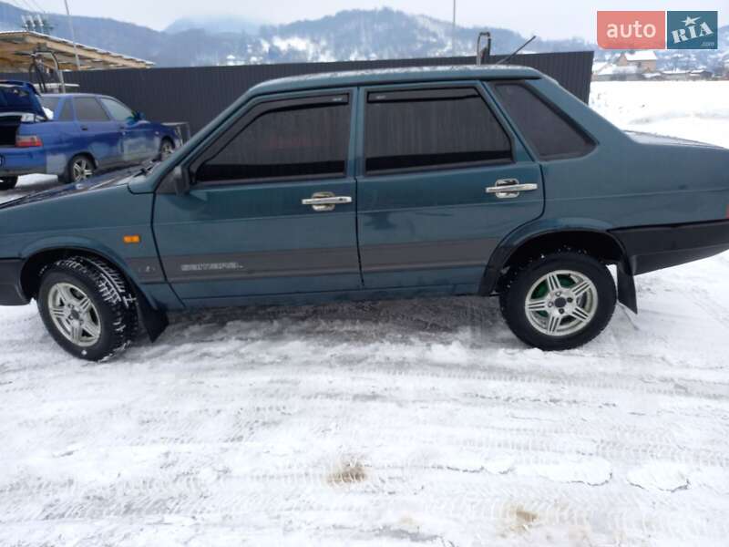 Седан ВАЗ / Lada 21099 2004 в Іршаві