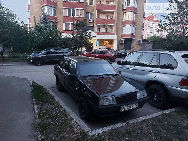 Седан ВАЗ / Lada 21099 2007 в Киеве