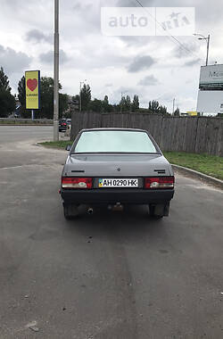 Седан ВАЗ / Lada 21099 1994 в Киеве