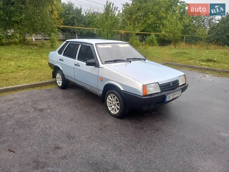 ВАЗ / Lada 21099