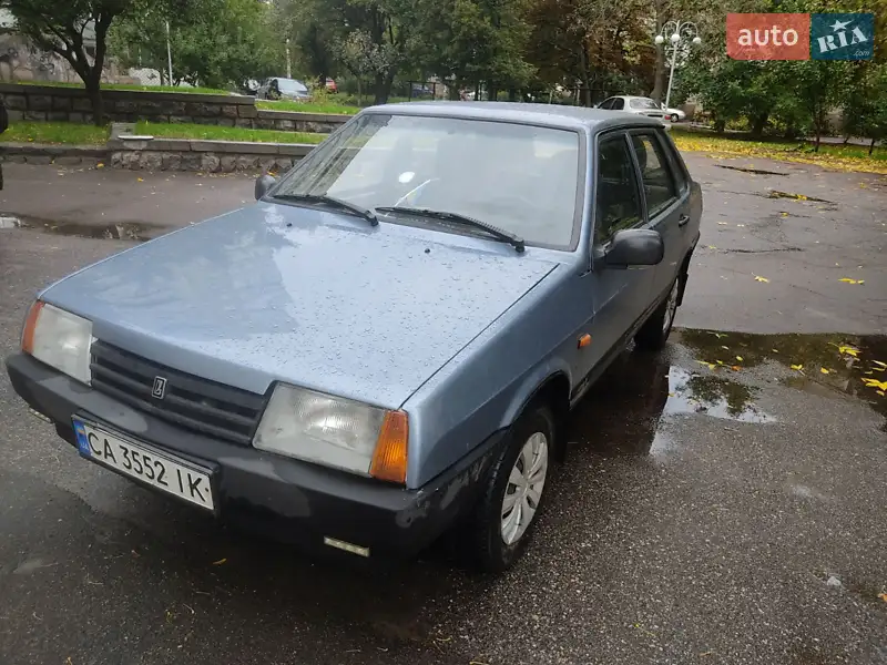 ВАЗ / Lada 21099