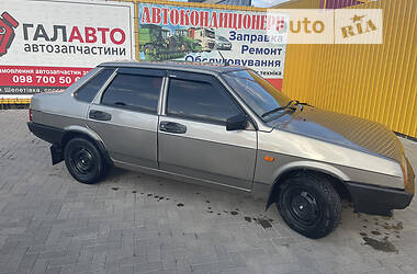 Седан ВАЗ / Lada 21099 2002 в Шепетовке
