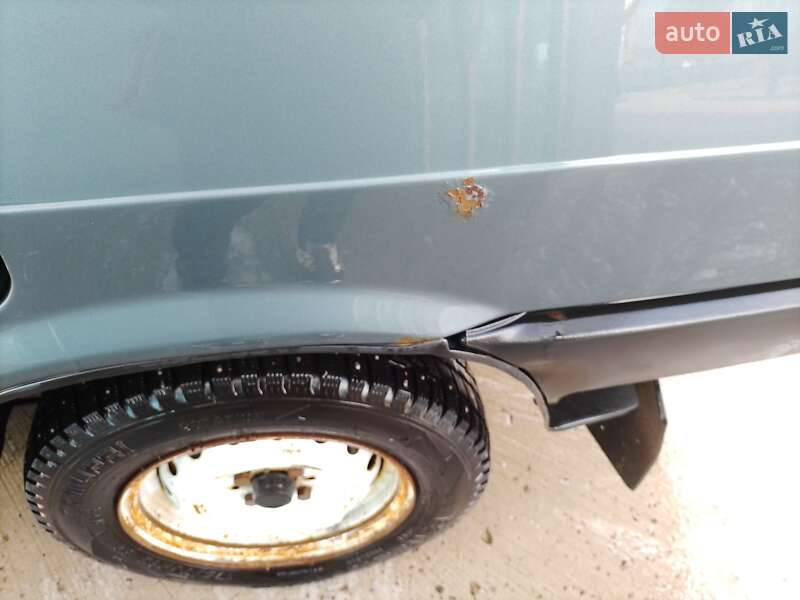 Седан ВАЗ / Lada 21099 2001 в Луцке