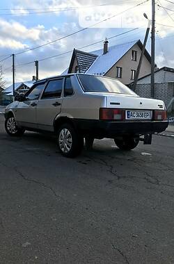 Седан ВАЗ / Lada 21099 2002 в Киверцах