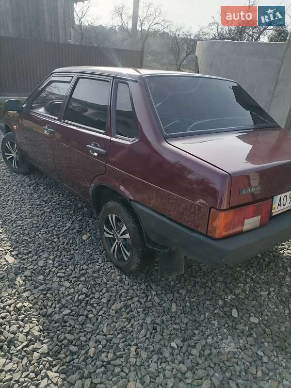 Седан ВАЗ / Lada 21099 2008 в Иршаве